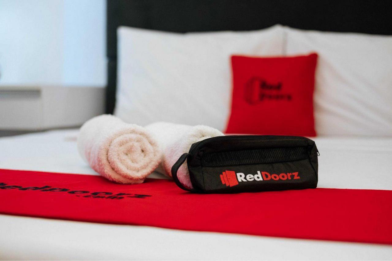 Reddoorz Syariah @ Jalan Ir Haji Juanda Jambi Hotell Eksteriør bilde